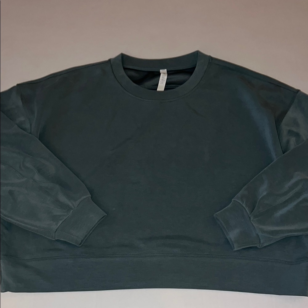 Lululemon top